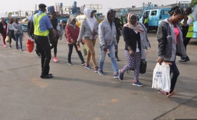 Avrupa'ya gitmek isteyen Nijeryalı göçmenler, ülkelerine geri döndü