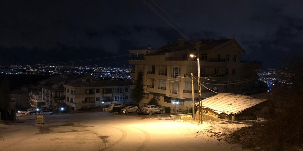 Ankara'ya mart ayında kar yağışı     