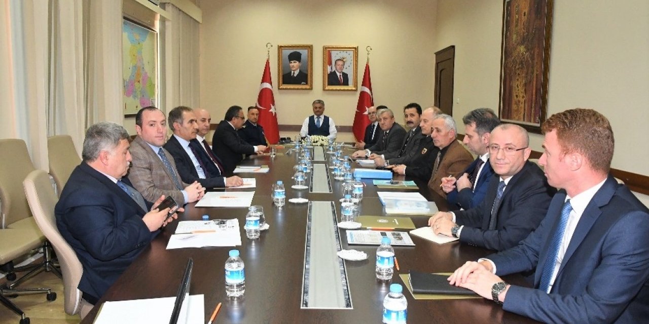 Balıkesir’de korona virüse karşı alınan tedbirler görüşüldü