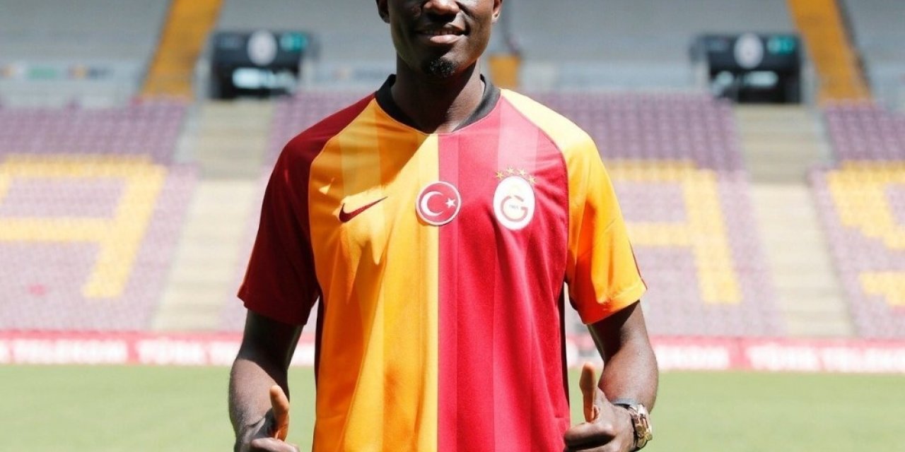 Galatasaraylı futbolcu karantina altında!