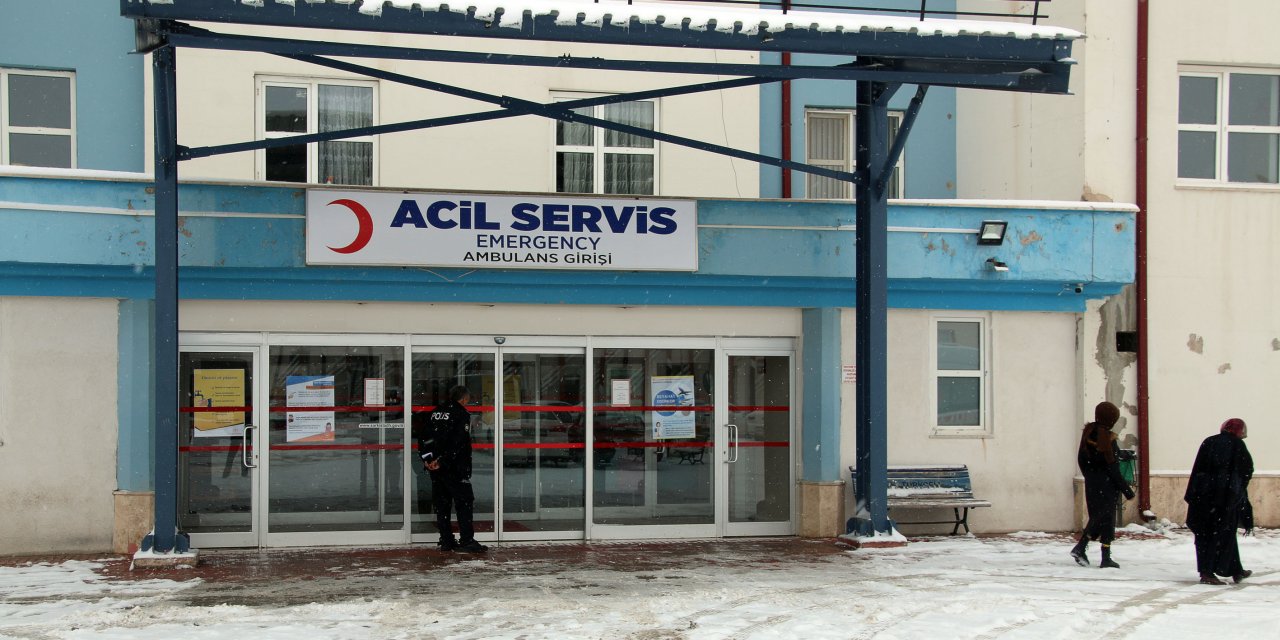 Sivas'ta karbonmonoksitten zehirlenen 7 kişi tedavi altına alındı