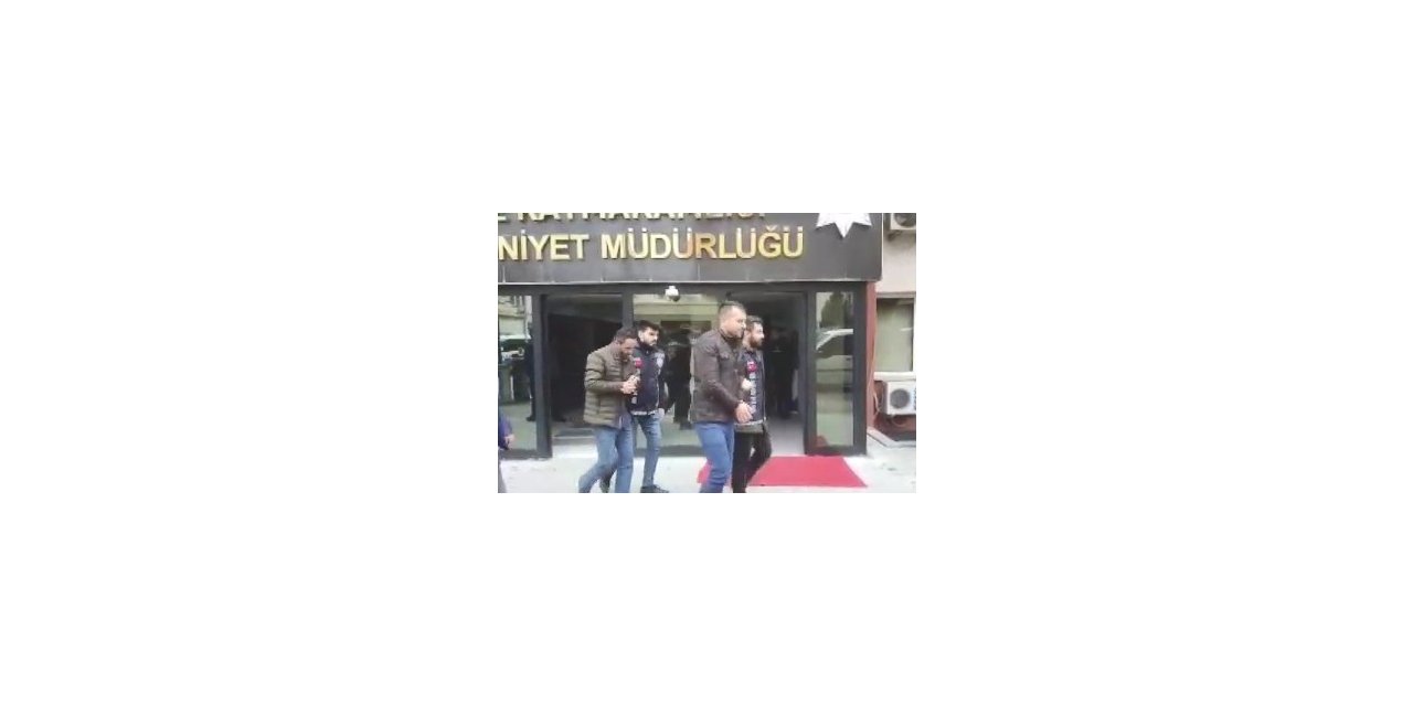 Karşılıksız çekle firmaları milyonlarca TL dolandıran çeteye operasyon: 18 gözaltı