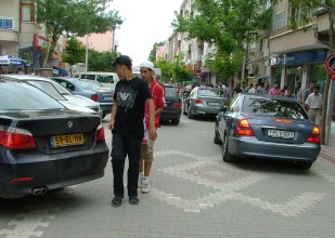 Gurbetçiler geldi nüfus ikiye katlandı