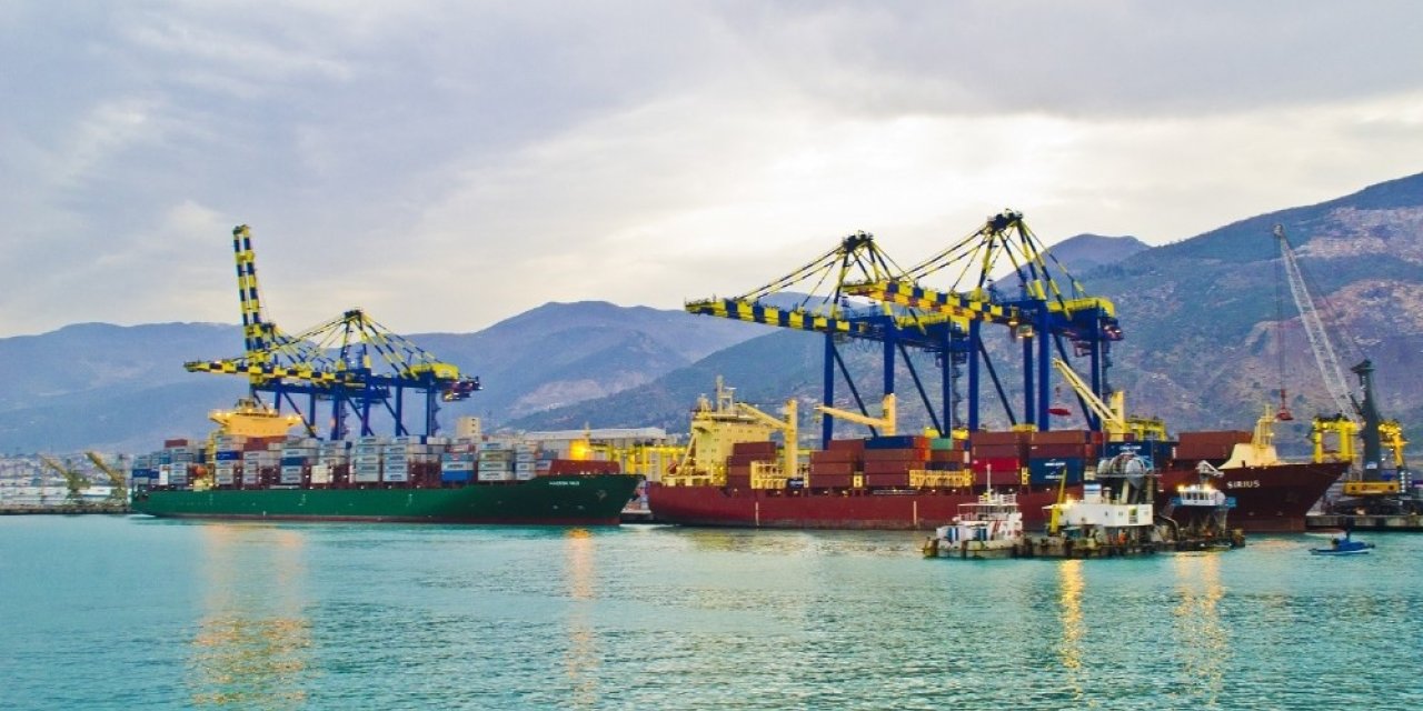 İhracat kontrollü şekilde devam ediyor