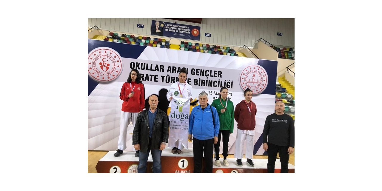 Fatma Uygur Türkiye birincisi oldu