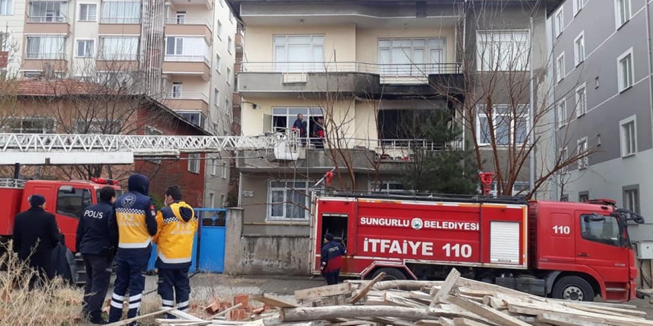 Sungurlu’da ev yangını korkuttu