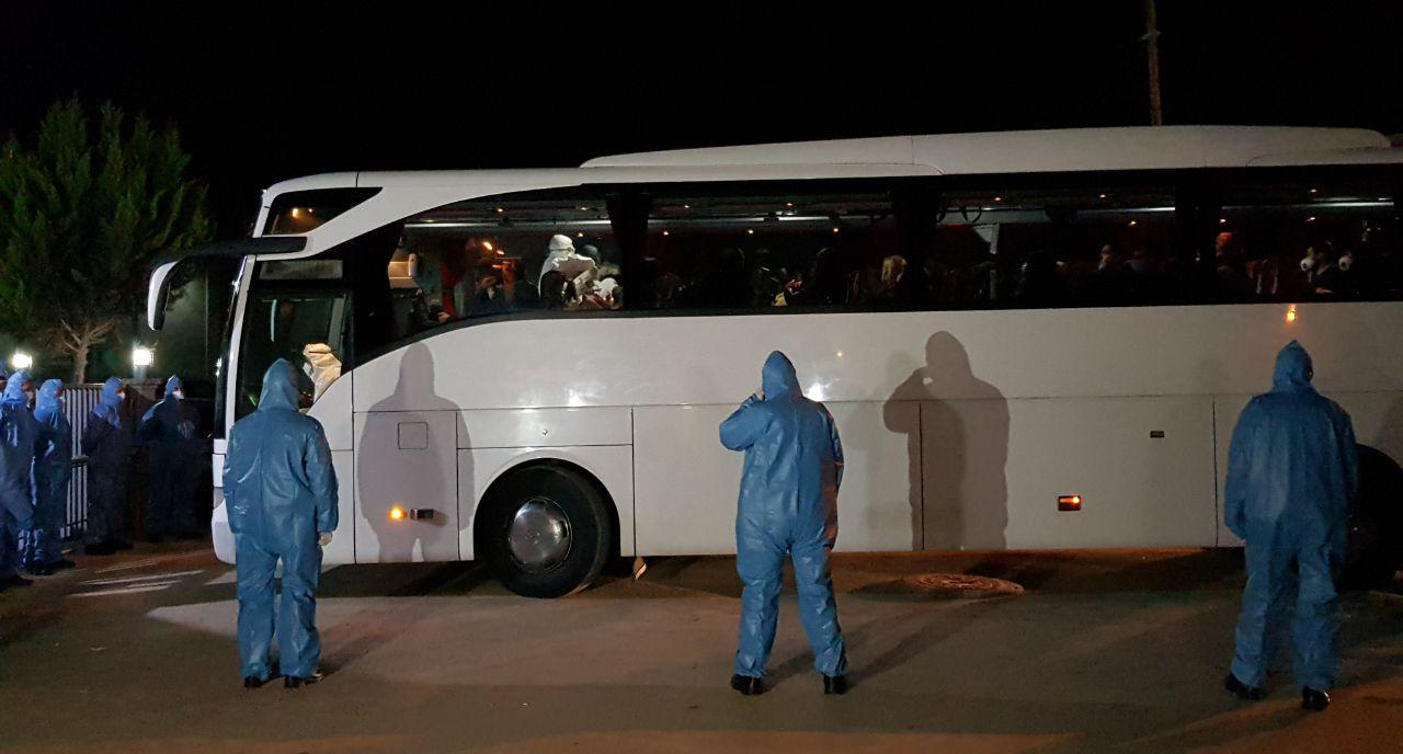 Yurt dışından gelenler Kocaeli'de öğrenci yurduna yerleştirildi