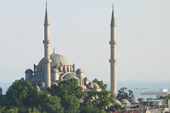 Fatih Camii'yle ilgili şok iddia