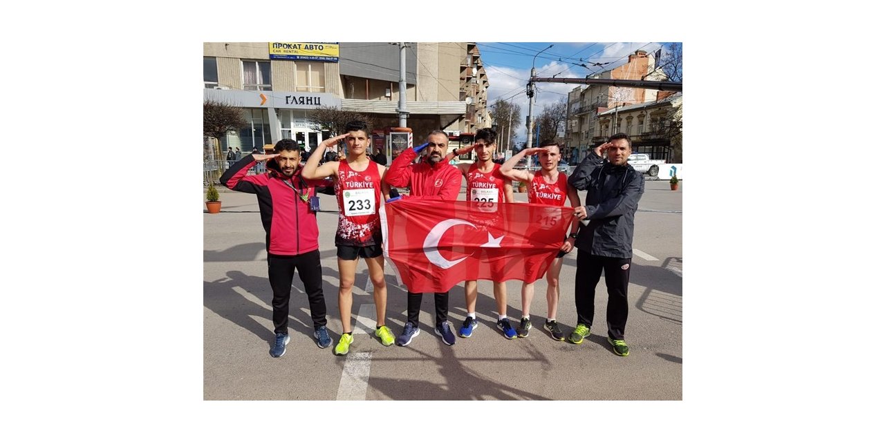 Ukrayna’dan dereceyle döndüler