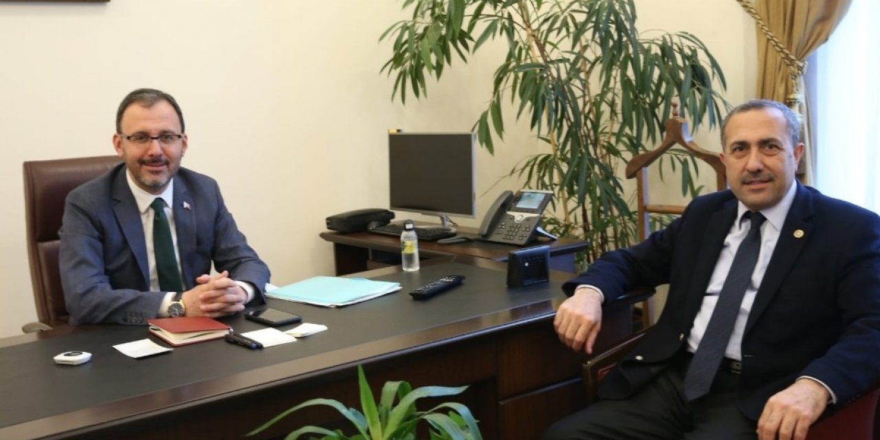Arvas, “Önceliğimiz gençliğimiz ve şehrimizdir”