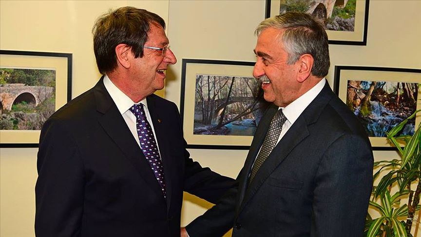 KKTC Cumhurbaşkanı Akıncı, Rum lider Anastasiadis ile görüştü