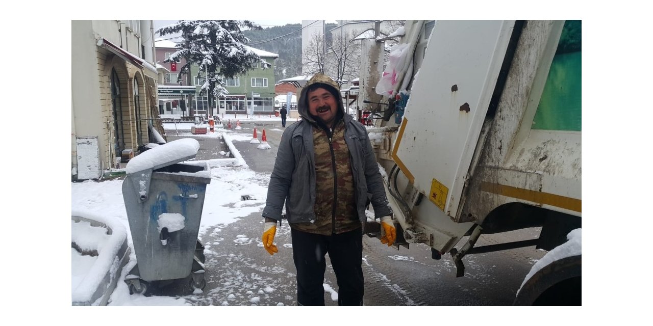 Mart kapıdan baktırdı...Dağ ilçelerinde kar kalınlığı 15 santimetre