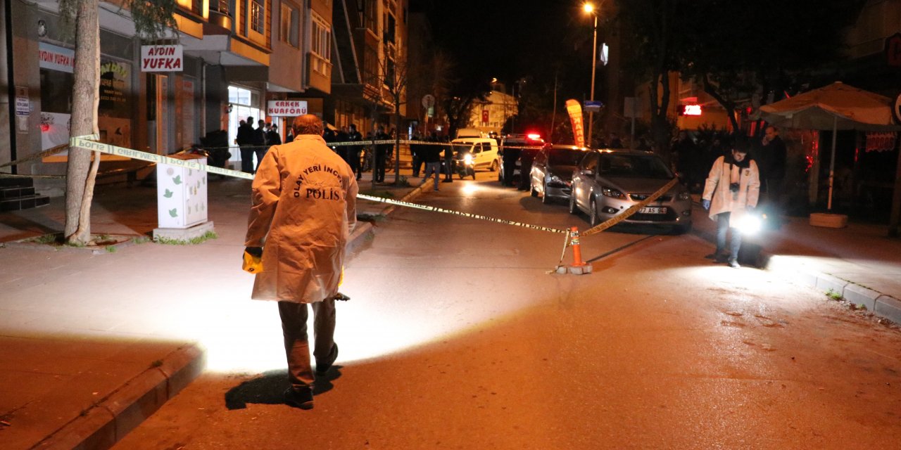 Yalova'da bir kişinin öldüğü silahlı kavgayla ilgili iki şüpheli tutuklandı