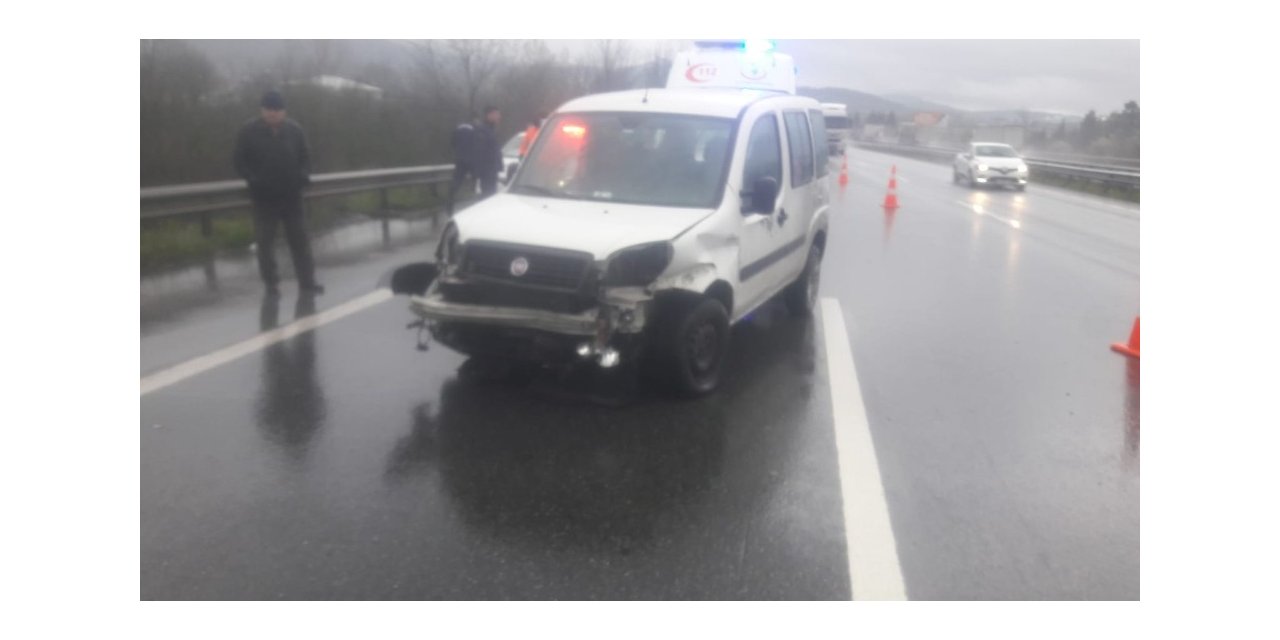 TEM otoyolunda kaza 2 yaralı