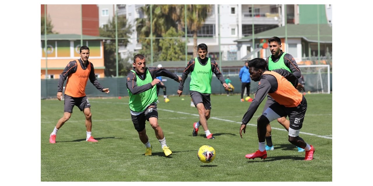Alanyaspor’da Başakşehir mesaisi