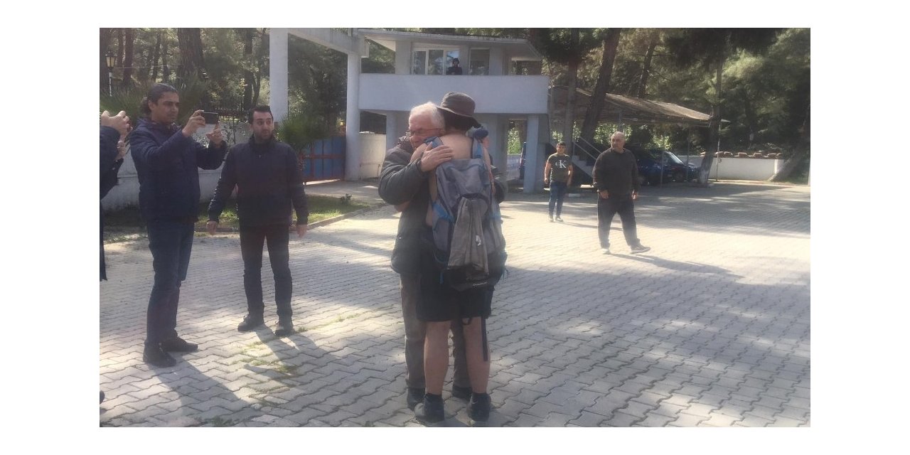 JAK timleri kayıp gençlerden birini, dere yatağı içerisinde buldu