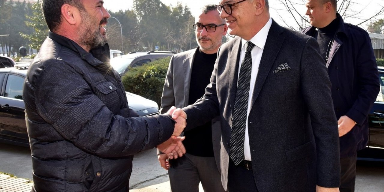 Manisa Büyükşehir Belediyesi, bakanlık genelgesiyle kapatılan iş yerlerinden kira almayacak