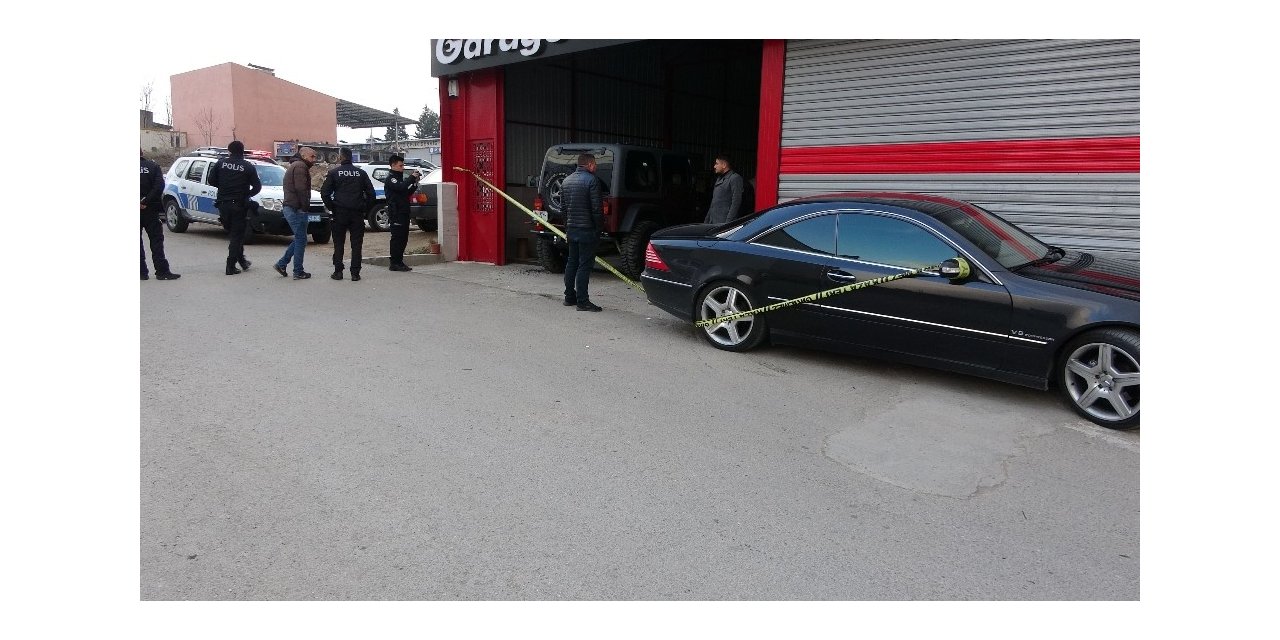 Araç içinde pusuya yatıp dehşet saçtılar: 1 yaralı