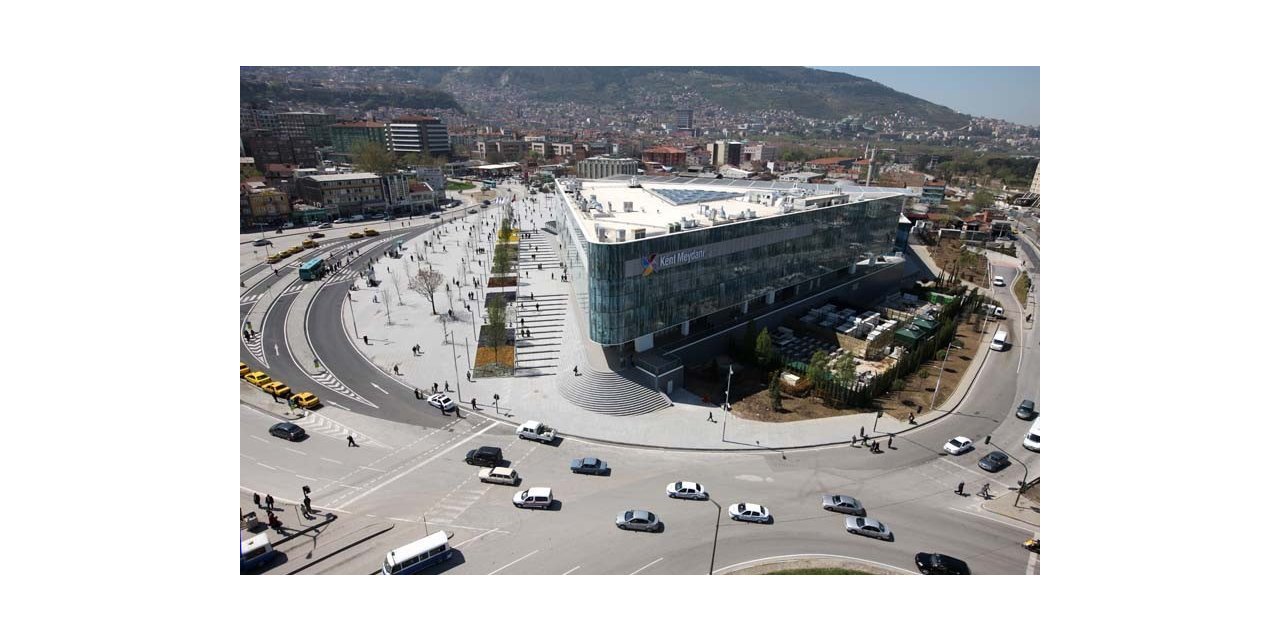 Bursa’da 2 AVM kapattı, 5 AVM de, süresini kısalttı