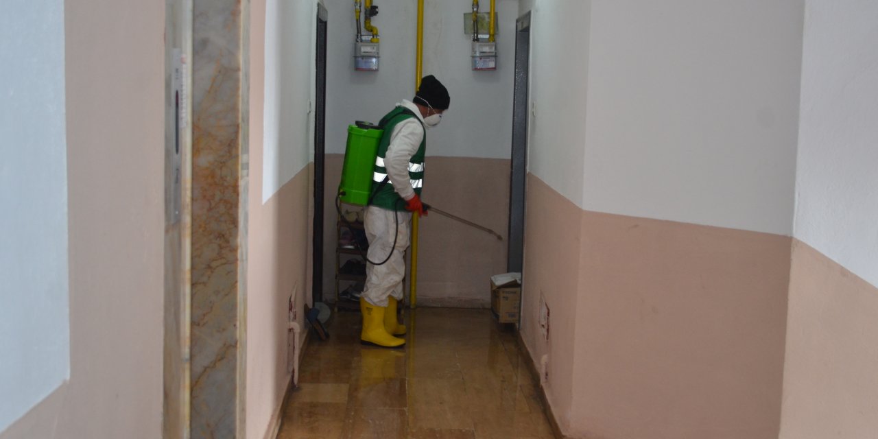 Bünyan'da apartmanlar dezenfekte ediliyor