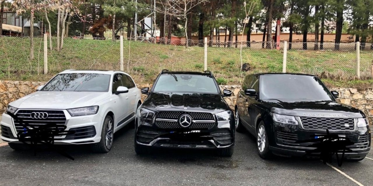 Yurt dışından sahte belgeyle lüks araç getiren çeteye operasyon