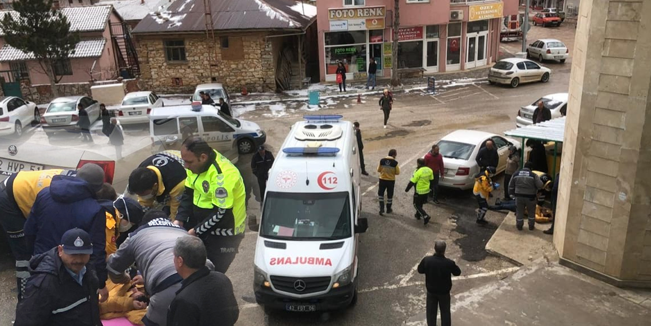 Konya'da satırlı ve sopalı pazar kavgası! 3 kişi yaralandı