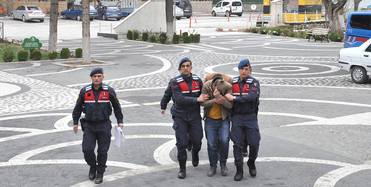 Zehir tacirlerini korona bile etkilemiyor! Akşehir'de 2 kişi yakalandı