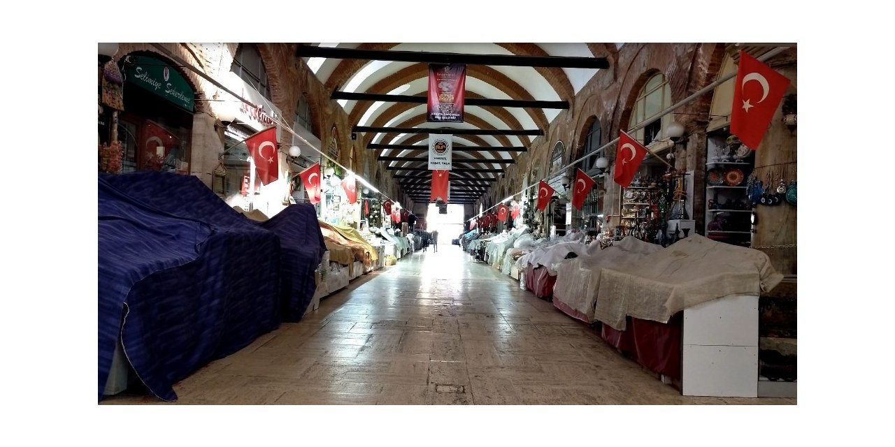 Tarihi çarşı esnafının yüzde 90’ı dükkan açmıyor