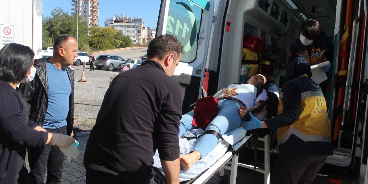 Antalya’da eski eşini takip edip silahla vurdu