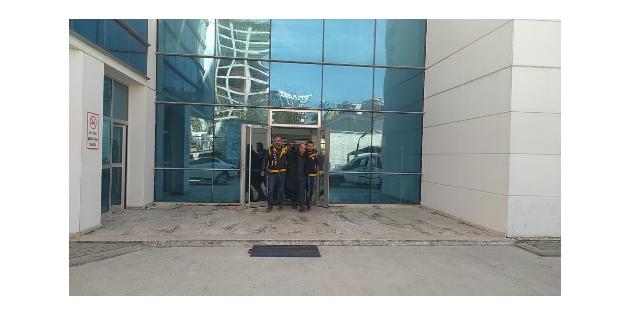 Bursa’da acilin kapısına bırakılan şahsın katilleri kıskıvrak yakalandı