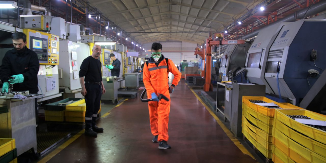 Sivas Organize Sanayi Bölgesinde koronavirüse karşı ilaçlama yapıldı