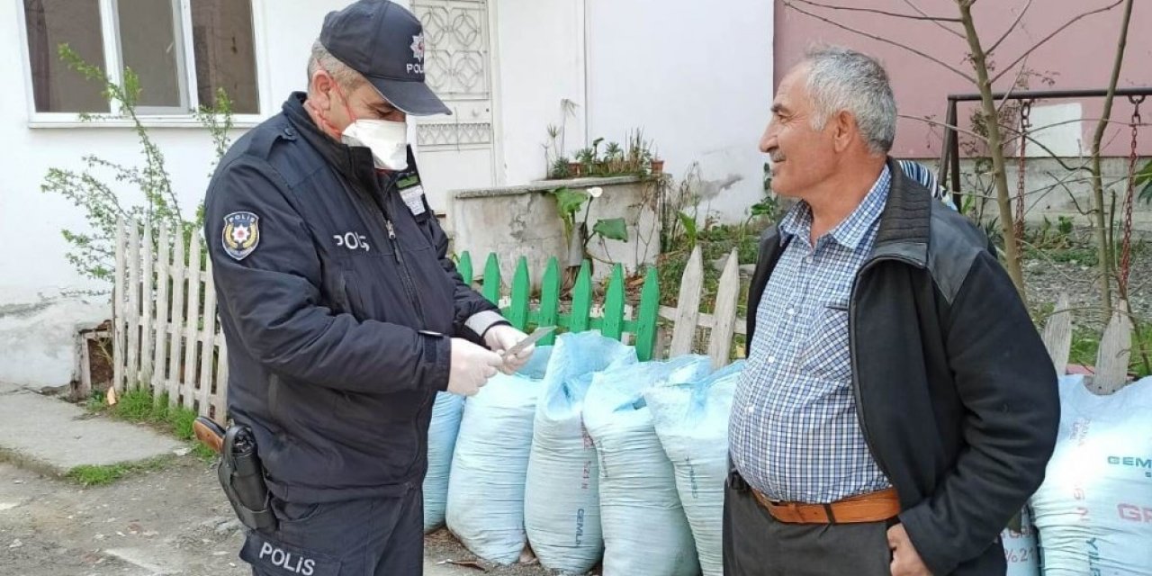 Alaçam polisinin 65 yaş üstü mesaisi