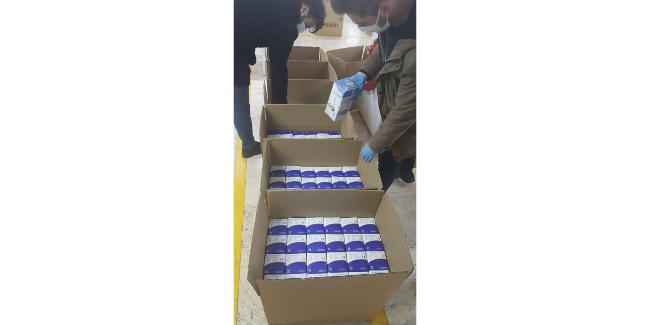 İstanbul'da kaçak üretilen 25 bin maskeye el konuldu