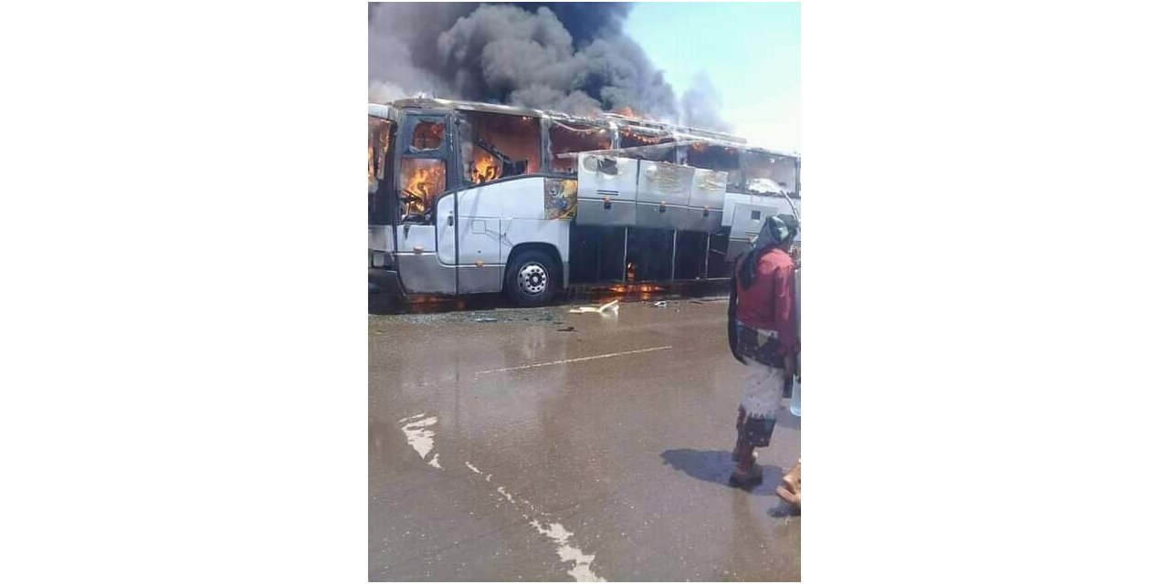 Yemen’de otobüs yandı: 3 ölü, 7 yaralı