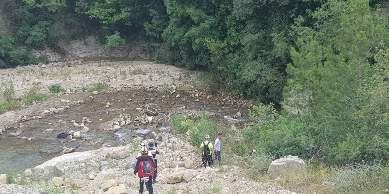Yabanî hayvanların parçaladığı yaşlı adam 8 ay sonra toprağa verildi
