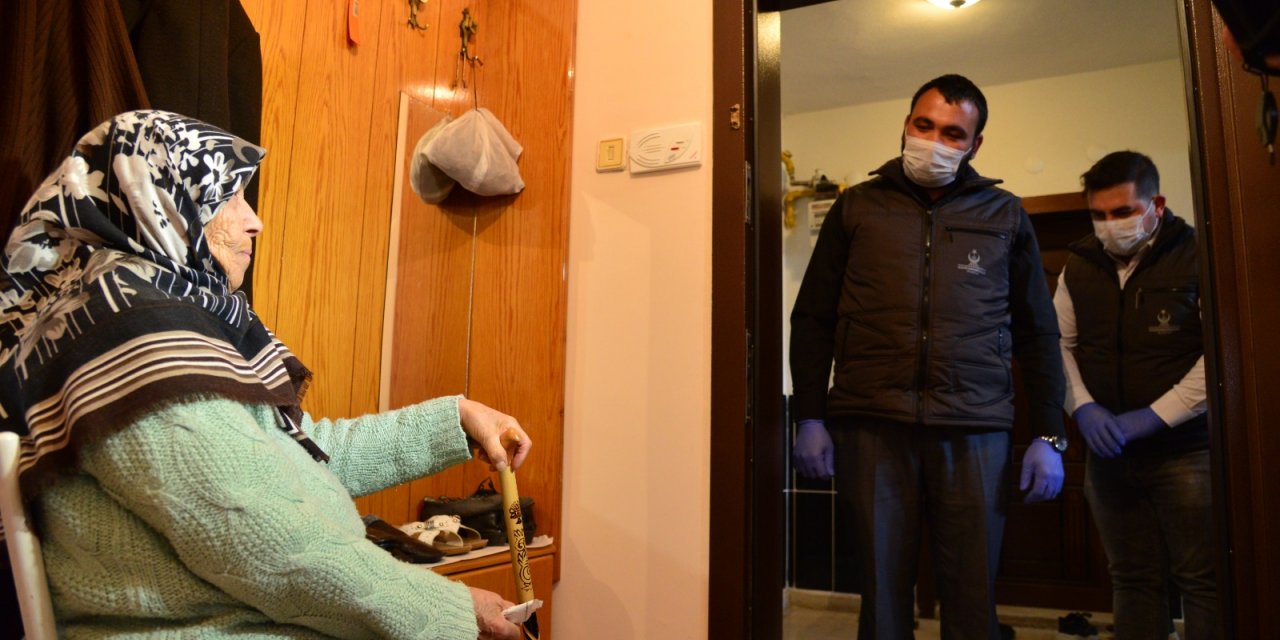 Kahramankazan'da 65 yaş ve üstü vatandaşların ihtiyaçları karşılanıyor