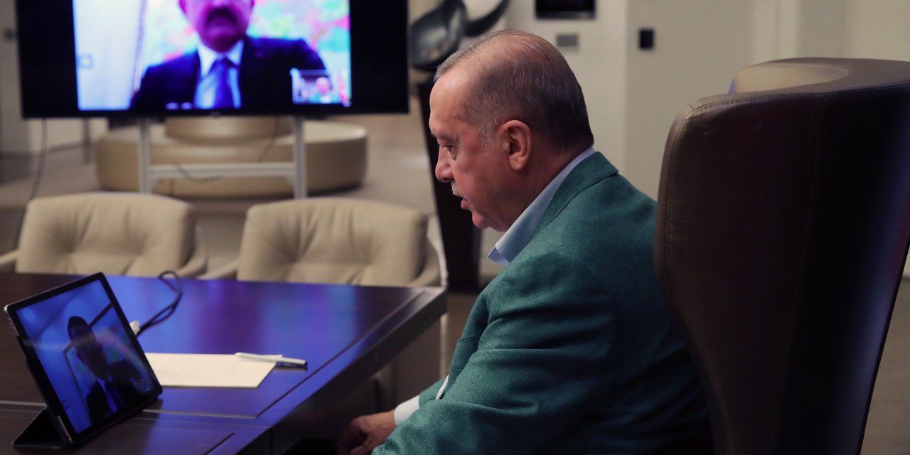 Cumhurbaşkanı Erdoğan, kabine üyeleriyle telekonferansla görüştü:
