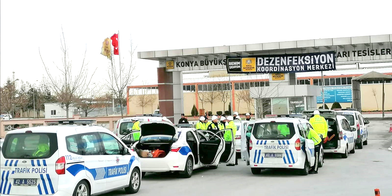 Konya'da 50 ekip ve 110 personel aralıksız çalışıyor