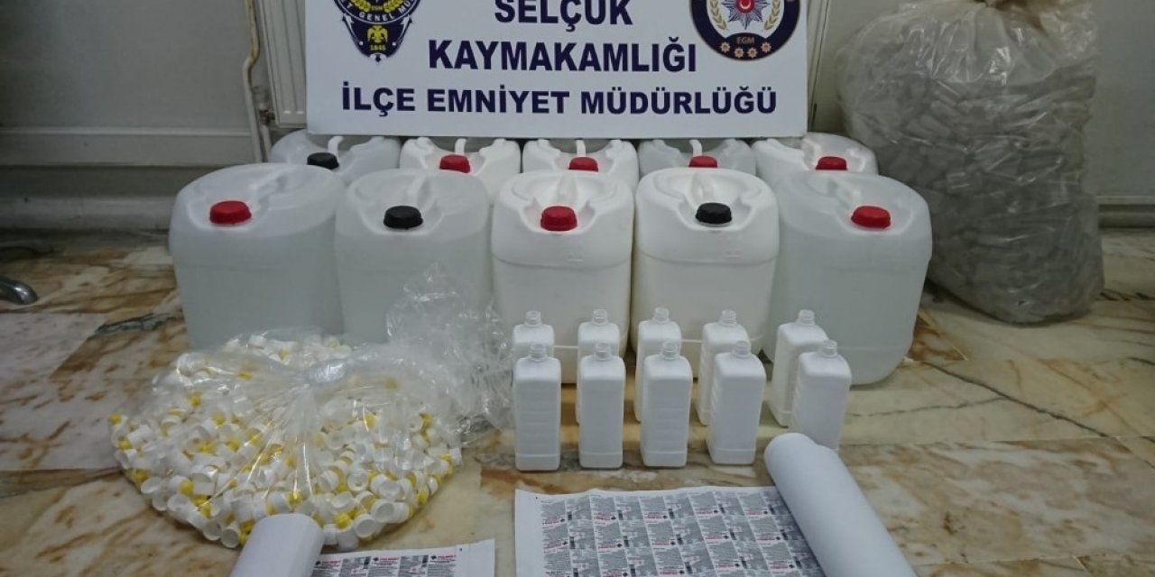 Araç bagajında 300 litre bandrolsüz dezenfektan yakalandı