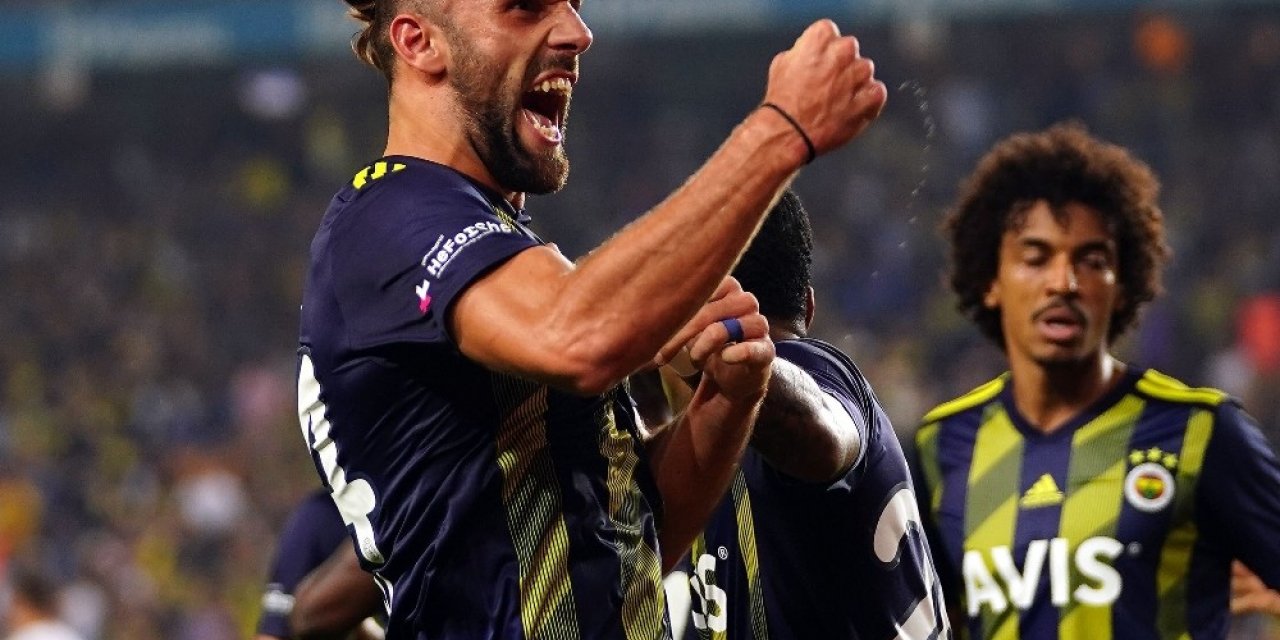 Vedat Muriqi: "Fatih Terim ve Abdurrahim Albayrak’a geçmiş olsun dileklerimi iletiyorum"