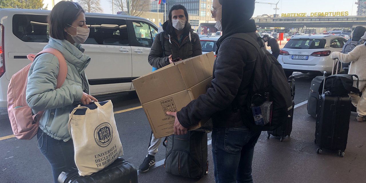 İtalya'daki 401 Türk öğrenci Türkiye'ye dönüyor