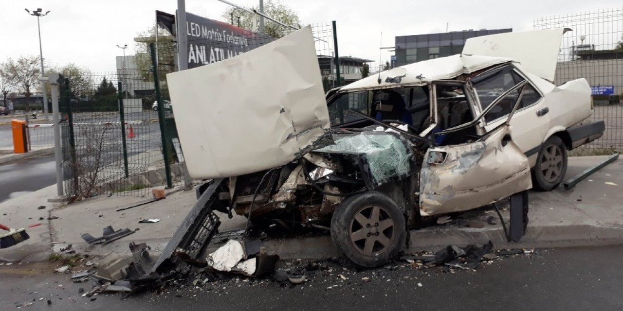 Bakırköy’de trafik kazası: 3 yaralı