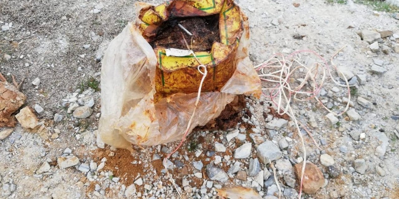 Bitlis’te teröristlerin köy yoluna tuzakladığı 30 kilo EYP imha edildi