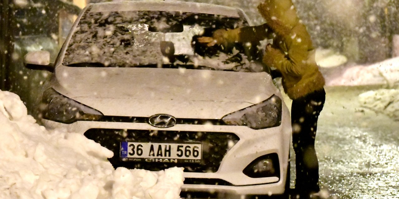 Sarıkamış ilkbaharda beyaza büründü