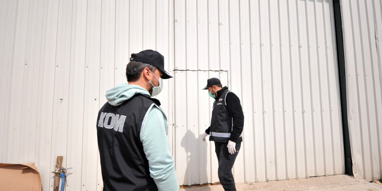Bursa'da 20 ton sahte dezenfektan ele geçirildi