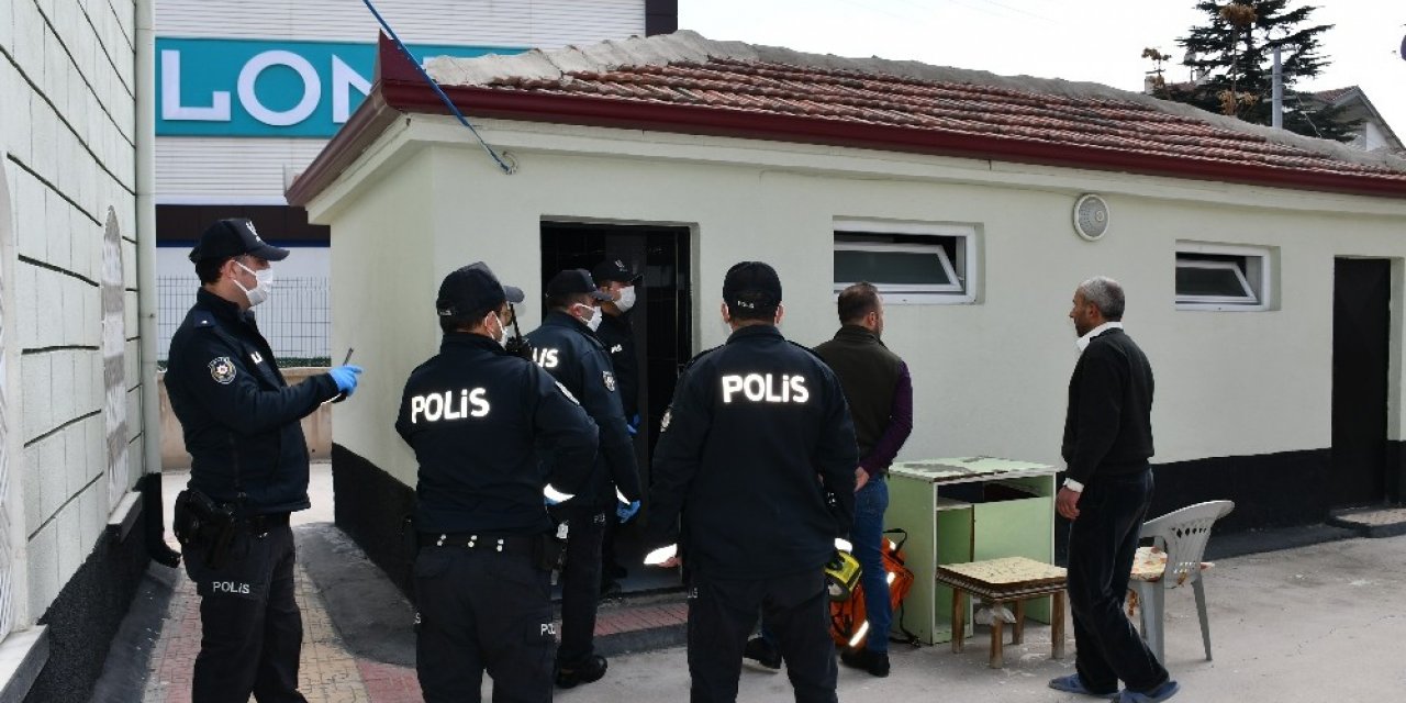 Aksaray’da 47 yaşındaki adam cami tuvaletinde ölü bulundu