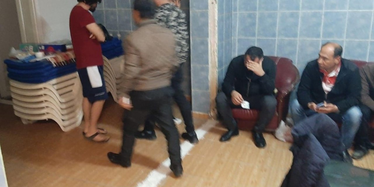 Bu kadarına pes! Hamamı kahvehaneye çevirdiler