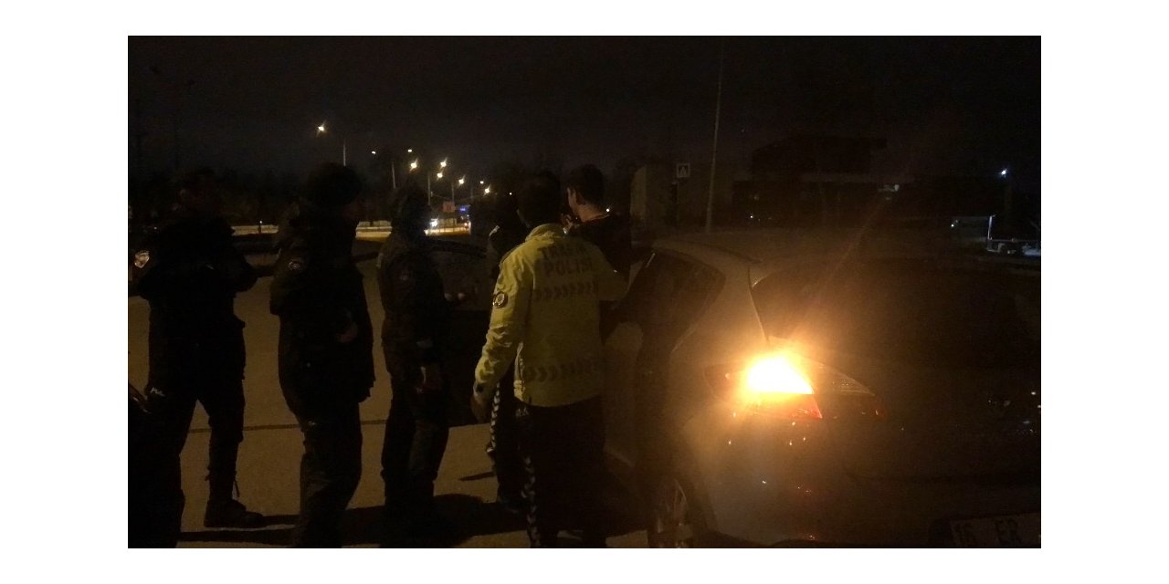 Alkol metreyi üflemeyen sürücü polisleri çileden çıkardı
