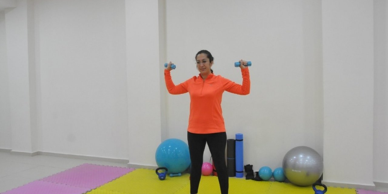 Çan Belediyesi evde egzersiz programı yaptı