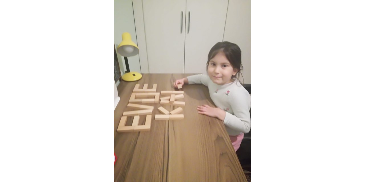 Gelibolulu öğrencilerden videolu "Evde Kal" mesajı